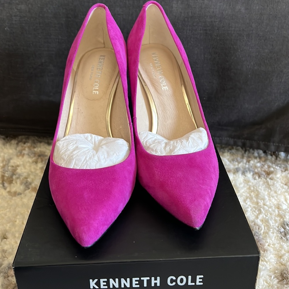 Kenneth Cole Riley 85 Suede Pump vivid magenta 6.5